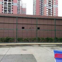 學(xué)校體育場(chǎng)圍網(wǎng)廠家